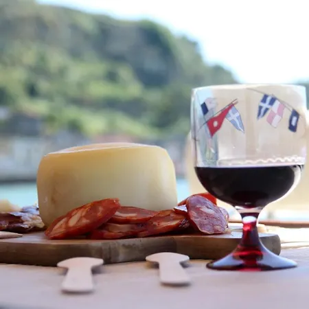 Private Yacht, We Our Guests